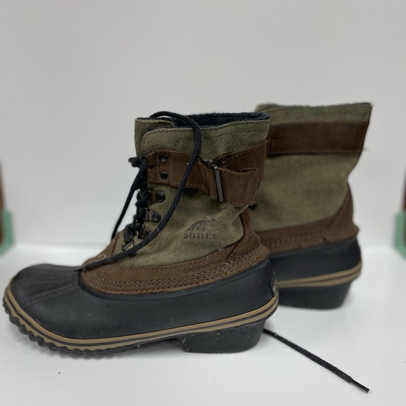 Sorel Shoes - Sorel Women's Brown and Black Winter Boots